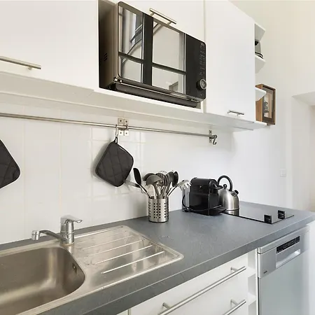Louvre & Chatelet-1br Cosy Paris